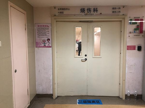 張家口燃爆事故24小時(shí):父子一起開(kāi)貨車(chē),兒子逃生父親遇難