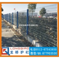 菏澤廠區(qū)圍墻護(hù)欄網(wǎng) 工廠醫(yī)院圍墻圍網(wǎng) 噴塑戰(zhàn)斧式護(hù)欄網(wǎng)