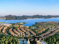 南京臥龍湖置業有限公司：2.4 億貸款在手，為何拒還 7 萬元欠款引爭議