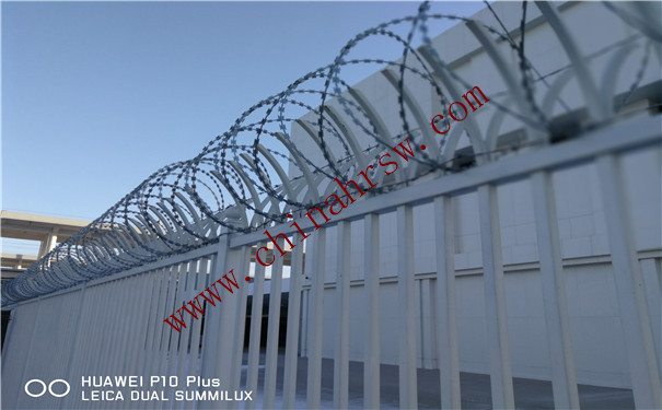 刺絲滾籠安裝圖 刺絲滾籠安裝圖