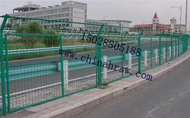 高速公路護欄網